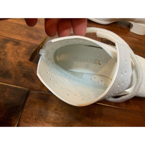 CHANEL Ivory 2017 Perforated Suede Coco Mark Quilted Ankle Boots Size 8 / 38 - Picture 5 of 10